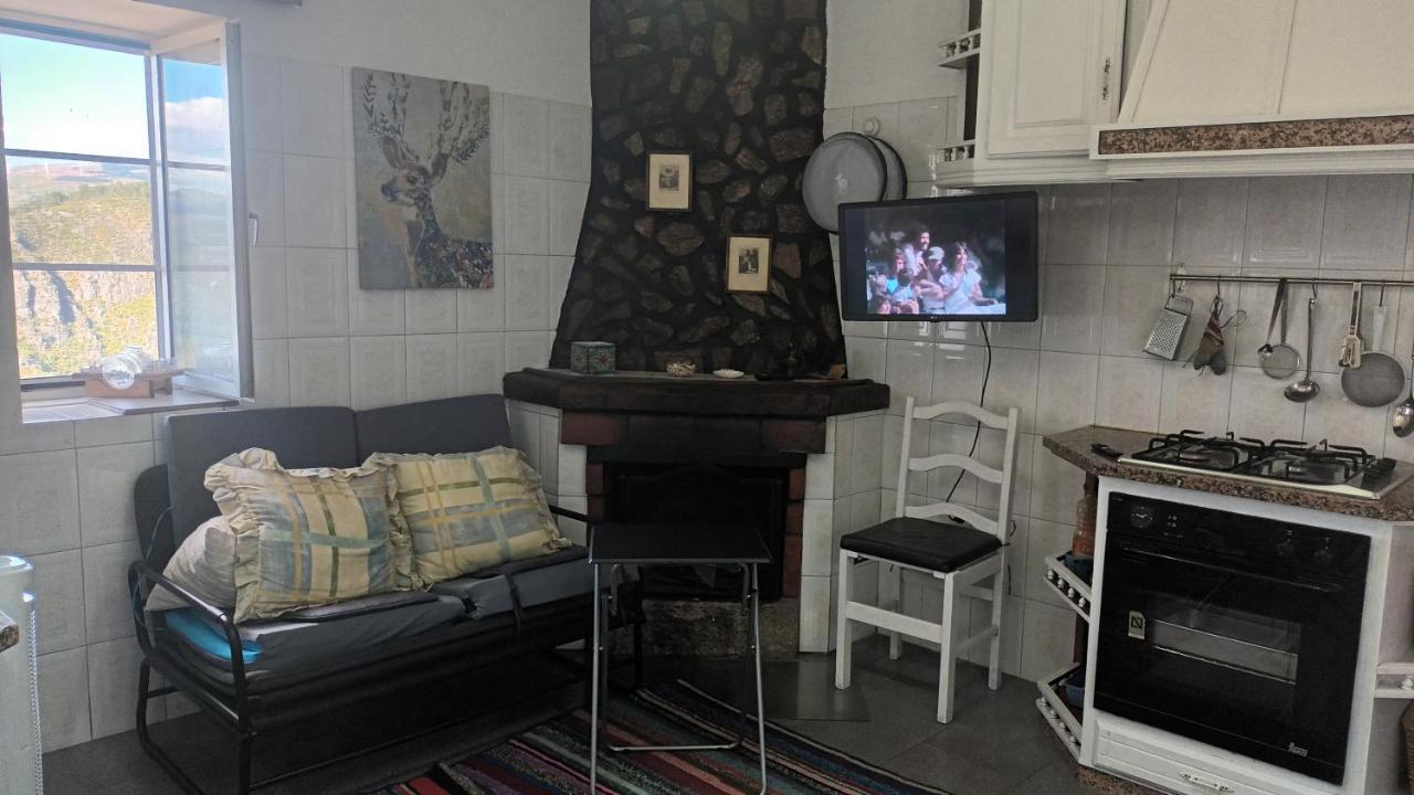 Villa Geres Do Alibaba Ruivaes Esterno foto